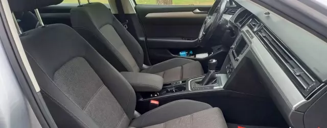 VOLKSWAGEN Passat 1.6 TDI (120 KM)