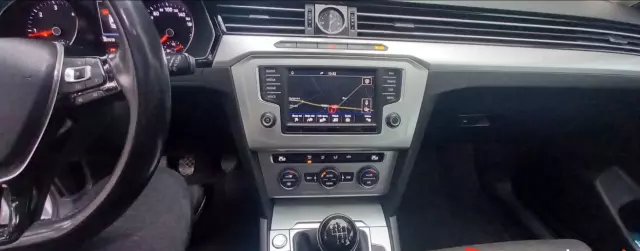 VOLKSWAGEN Passat 1.6 TDI (120 KM)