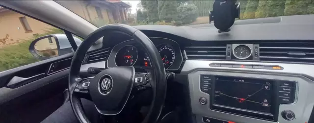 VOLKSWAGEN Passat 1.6 TDI (120 KM)