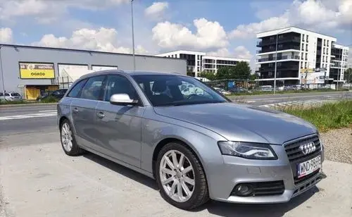 AUDI A4 