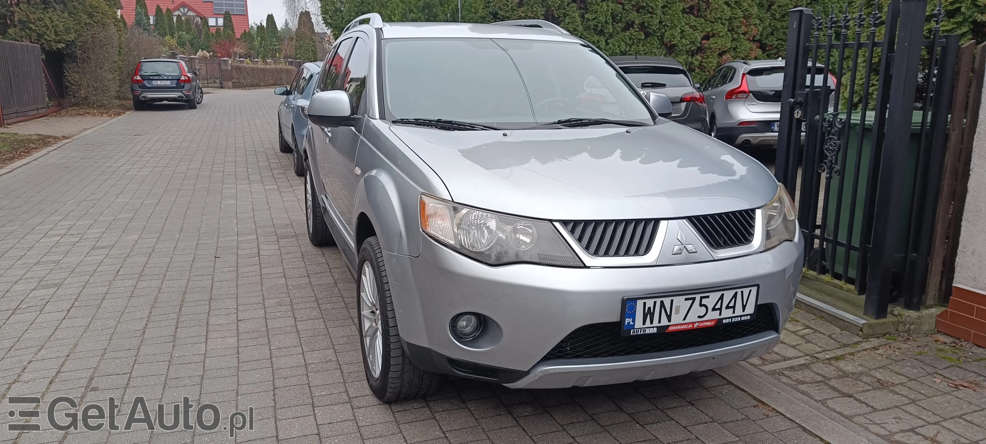 MITSUBISHI Outlander Invite