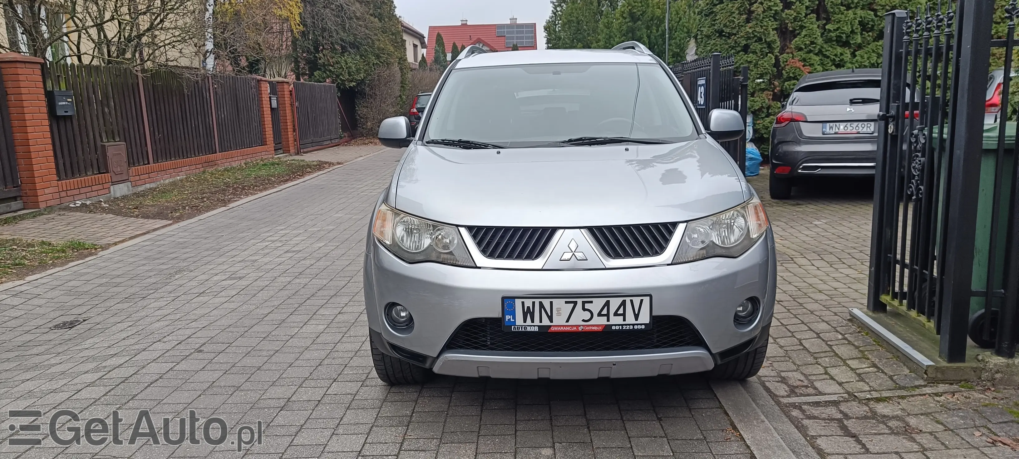 MITSUBISHI Outlander Invite