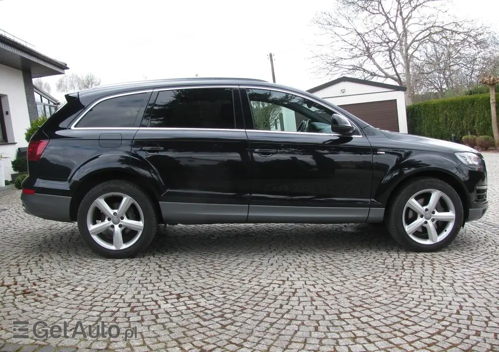 AUDI Q7 3.0 TDI Quattro Tiptronic