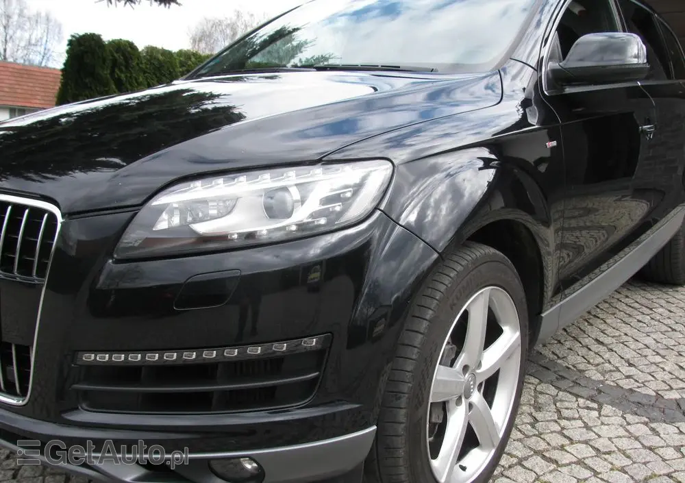 AUDI Q7 3.0 TDI Quattro Tiptronic