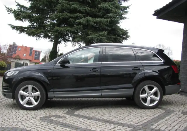AUDI Q7 3.0 TDI Quattro Tiptronic