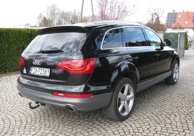 AUDI Q7 3.0 TDI Quattro Tiptronic