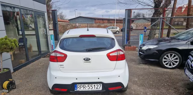 KIA Rio 1.2 16V (85 KM)
