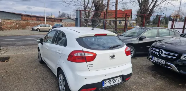 KIA Rio 1.2 16V (85 KM)