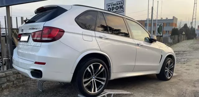 BMW X5 M50d (381 KM) xDrive Steptronic