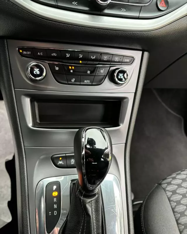 OPEL Astra 1.4 Turbo Start/Stop Automatik Sports Tourer Edition