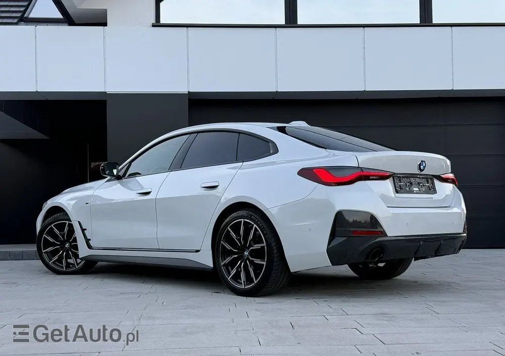 BMW Seria 4 420d xDrive Sport-Aut M Sport