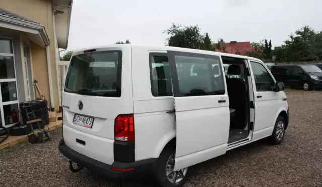 VOLKSWAGEN TRANSPORTER 