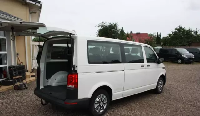 VOLKSWAGEN TRANSPORTER 