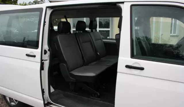 VOLKSWAGEN TRANSPORTER 