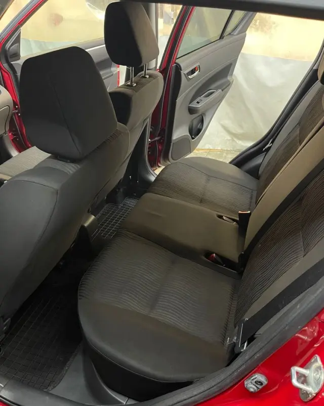 SUZUKI Swift 1.2 30 Jahre