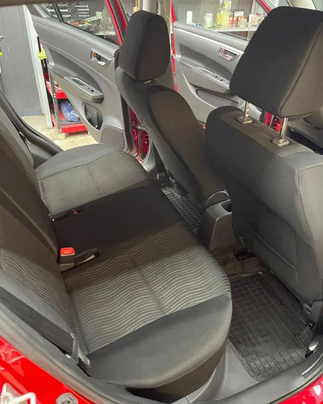 SUZUKI Swift 1.2 30 Jahre