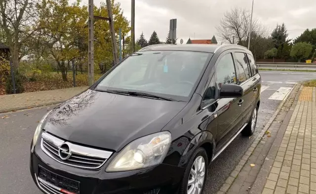 OPEL Zafira 