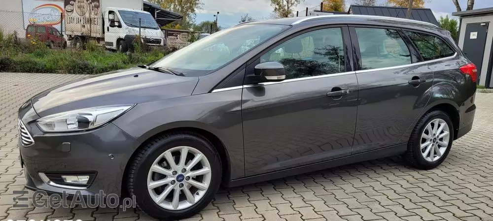FORD Focus 1.0 EcoBoost Titanium ASS
