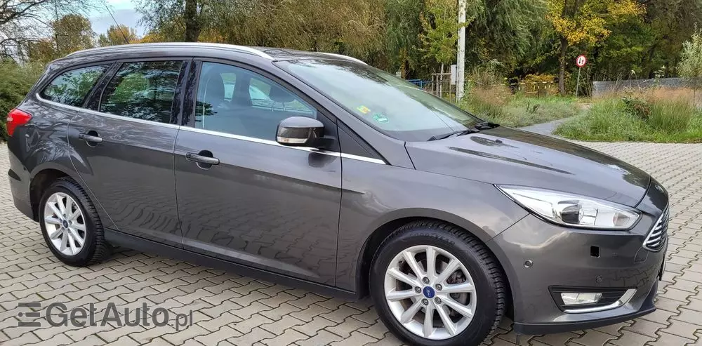 FORD Focus 1.0 EcoBoost Titanium ASS