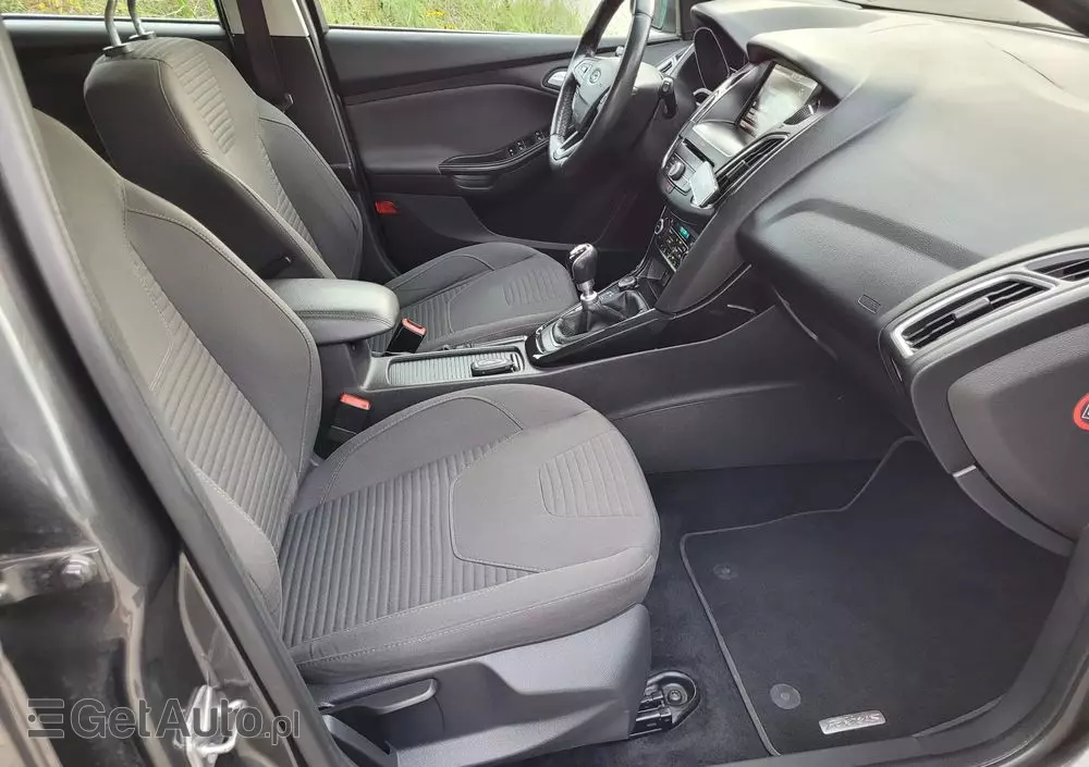 FORD Focus 1.0 EcoBoost Titanium ASS