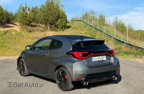 TOYOTA GR Yaris 