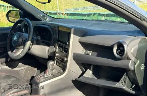 TOYOTA GR Yaris 