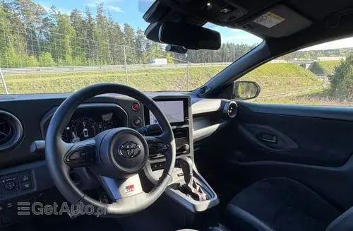 TOYOTA GR Yaris 
