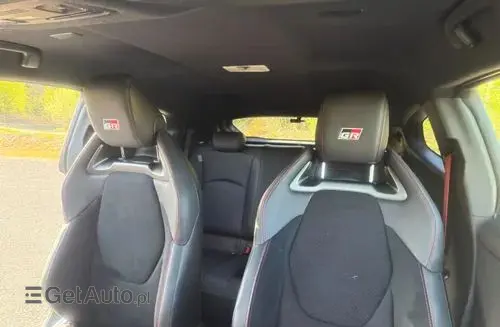 TOYOTA GR Yaris 