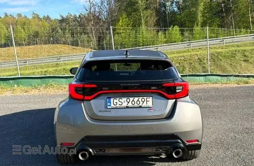 TOYOTA GR Yaris 