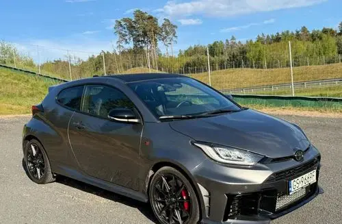 TOYOTA GR Yaris 