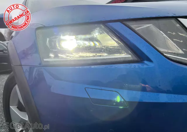 SKODA Octavia Scout 2.0 TDI 4x4 DSG