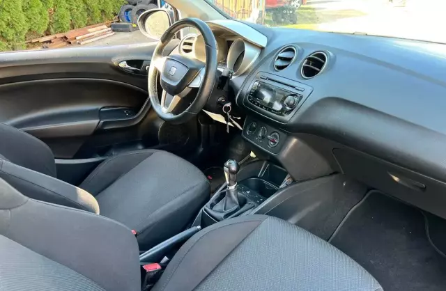 SEAT Ibiza 
