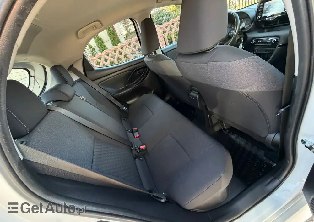 TOYOTA Yaris Hybrid 1.5 Comfort