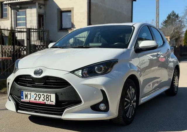TOYOTA Yaris Hybrid 1.5 Comfort