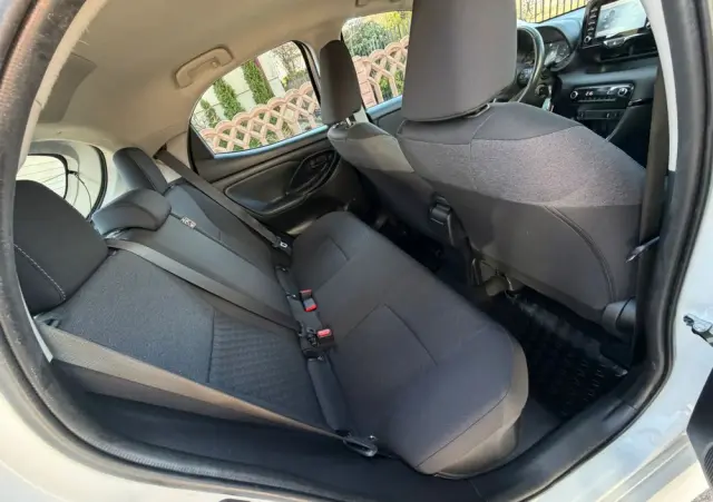 TOYOTA Yaris Hybrid 1.5 Comfort