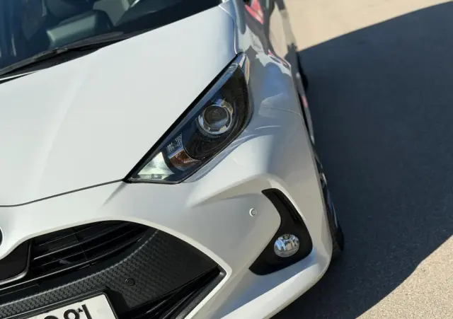 TOYOTA Yaris Hybrid 1.5 Comfort