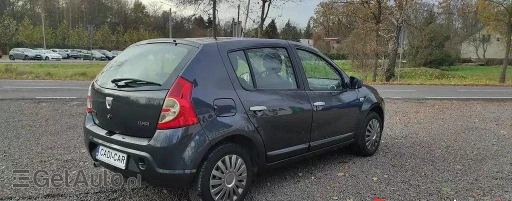 DACIA Sandero 