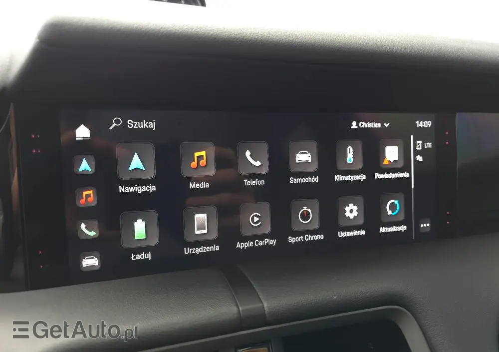 PORSCHE Taycan Turbo