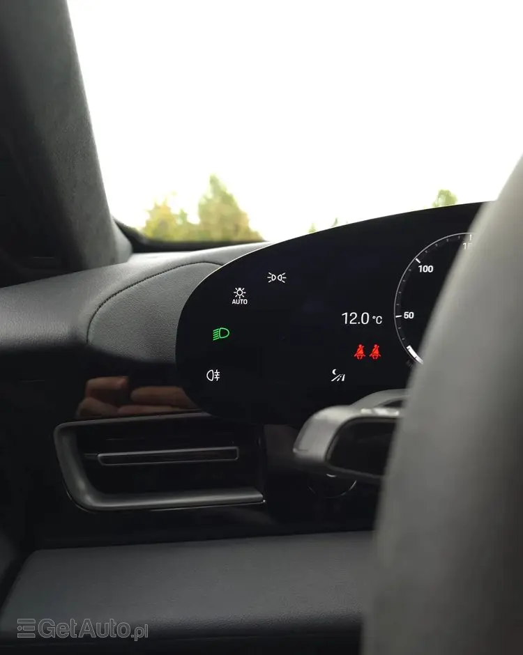 PORSCHE Taycan Turbo