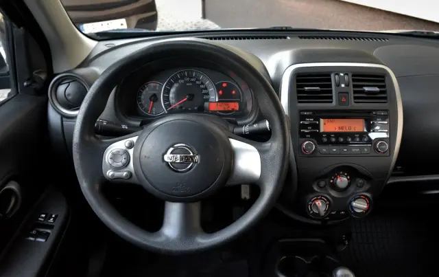 NISSAN Micra 1.2 Visia