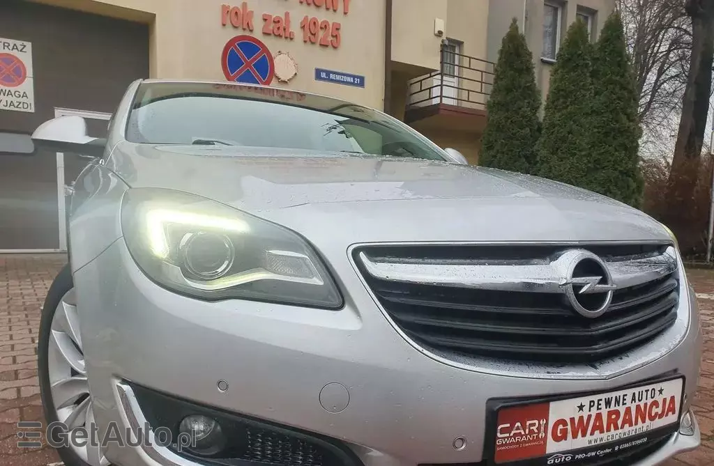 OPEL Insignia 