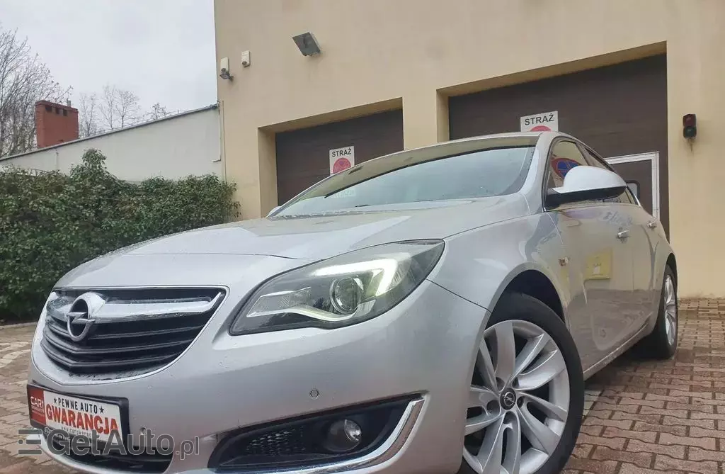 OPEL Insignia 