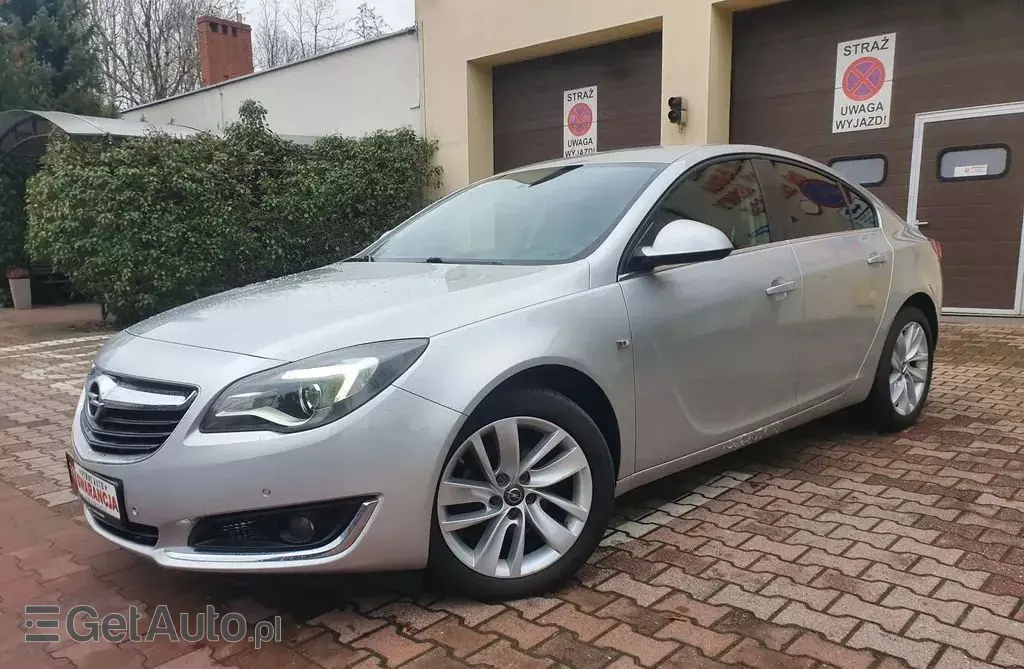OPEL Insignia 
