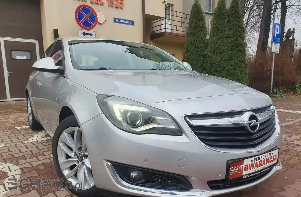 OPEL Insignia 