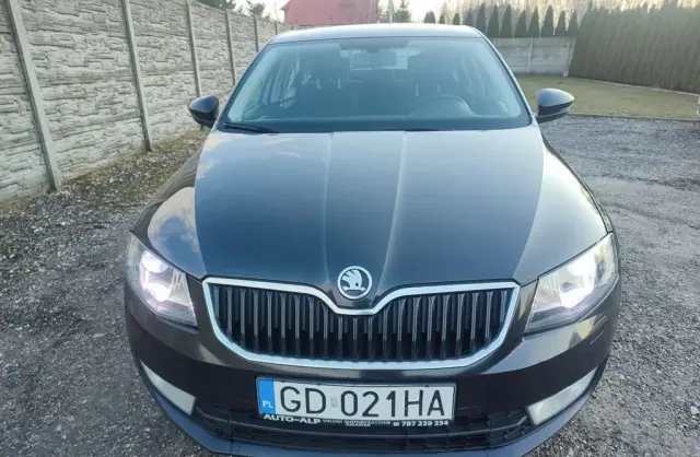SKODA Octavia 