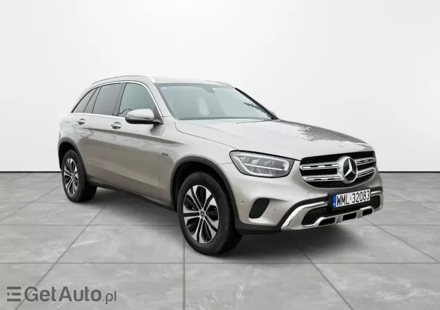 MERCEDES-BENZ GLC 300 e 4Matic 9G-TRONIC