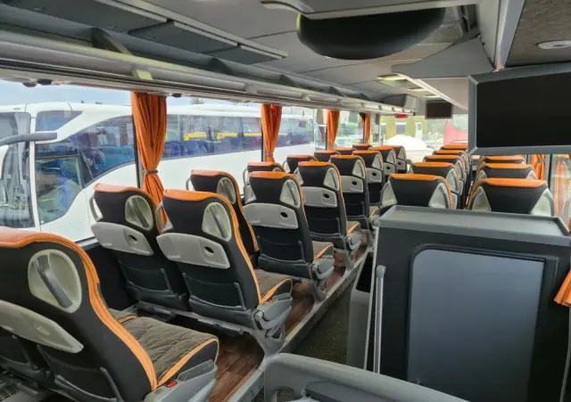 MERCEDES-BENZ TOURISMO RHD / 13 METRÓW/ SPROWADZONY/ LUX-LINE 