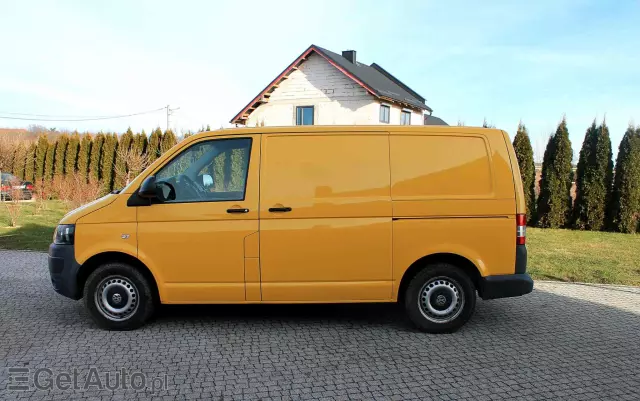 VOLKSWAGEN T5 