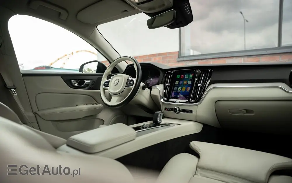 VOLVO V60 B3 B Geartronic Inscription