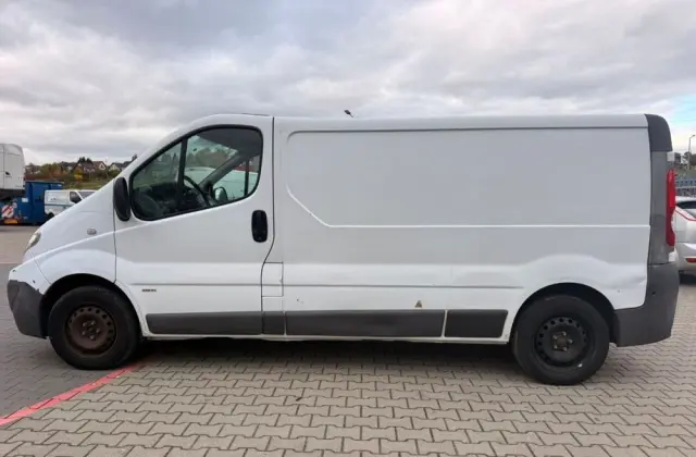 RENAULT Trafic Vivaro Opel LONG dlugi 2.0 dci 